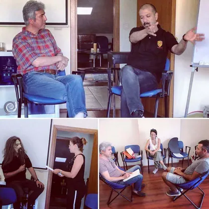 Ankara NLP sertifika eğitimi sınıf içi grup çalışması ve eğitim ortamı fotoğrafı 16