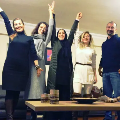 Ankara NLP sertifika eğitimi sınıf içi grup çalışması ve eğitim ortamı fotoğrafı 19
