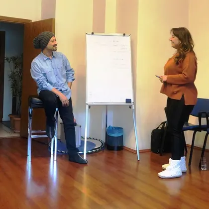 Ankara NLP sertifika eğitimi sınıf içi grup çalışması ve eğitim ortamı fotoğrafı 38