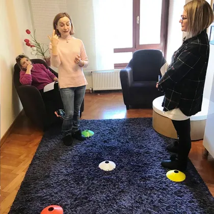 Ankara NLP sertifika eğitimi sınıf içi grup çalışması ve eğitim ortamı fotoğrafı 50