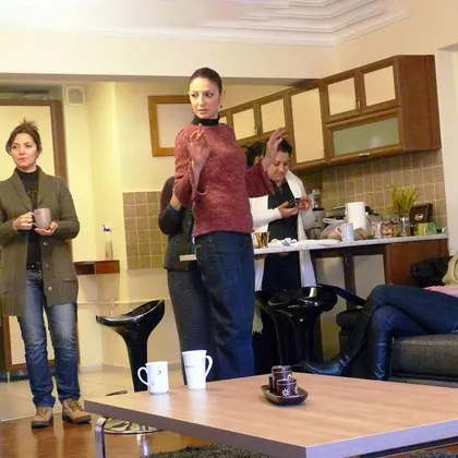 Ankara NLP sertifika eğitimi sınıf içi grup çalışması ve eğitim ortamı fotoğrafı 55