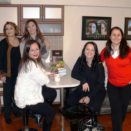 Ankara NLP sertifika eğitimi sınıf içi grup çalışması ve eğitim ortamı fotoğrafı 61