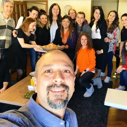 Ankara NLP sertifika eğitimi sınıf içi grup çalışması ve eğitim ortamı fotoğrafı 89