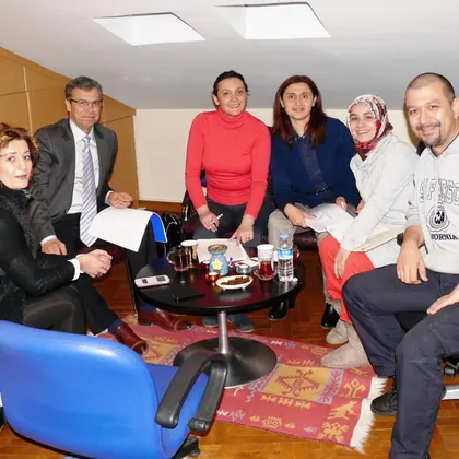 Ankara NLP sertifika eğitimi sınıf içi grup çalışması ve eğitim ortamı fotoğrafı 98