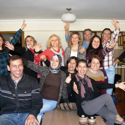 Ankara NLP sertifika eğitimi sınıf içi grup çalışması ve eğitim ortamı fotoğrafı 106
