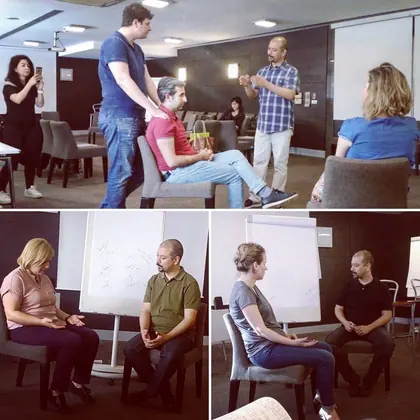 İstanbul NLP sertifika eğitimi sınıf ve uygulama fotoğrafı 24