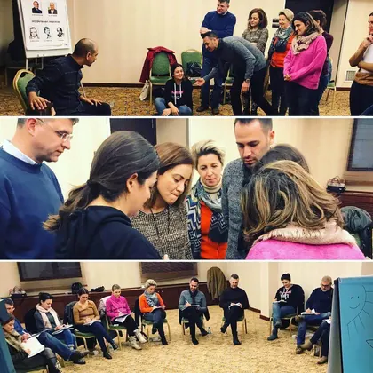 İstanbul NLP sertifika eğitimi sınıf ve uygulama fotoğrafı 26