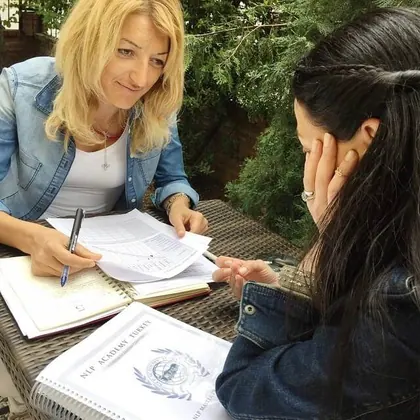 İstanbul NLP sertifika eğitimi sınıf ve uygulama fotoğrafı 61