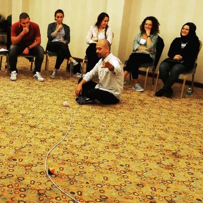 İstanbul NLP sertifika eğitimi sınıf ve uygulama fotoğrafı 69
