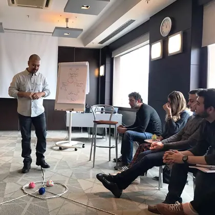 İstanbul NLP sertifika eğitimi sınıf ve uygulama fotoğrafı 78