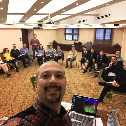 İstanbul NLP sertifika eğitimi sınıf ve uygulama fotoğrafı 112