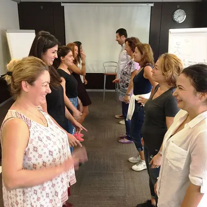 İstanbul NLP sertifika eğitimi sınıf ve uygulama fotoğrafı 188