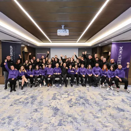 Kurumsal NLP eğitimi, liderlik ve ekip gelişimi sınıf içi uygulama fotoğrafı 6