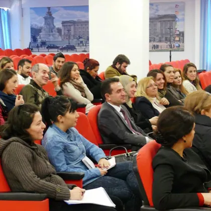Kurumsal NLP eğitimi, liderlik ve ekip gelişimi sınıf içi uygulama fotoğrafı 47