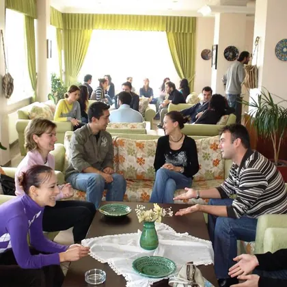 Kurumsal NLP eğitimi, liderlik ve ekip gelişimi sınıf içi uygulama fotoğrafı 53