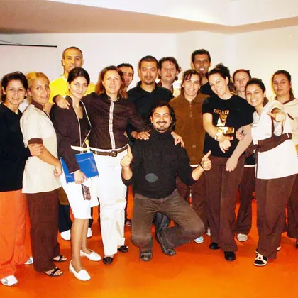 Kurumsal NLP eğitimi, liderlik ve ekip gelişimi sınıf içi uygulama fotoğrafı 60